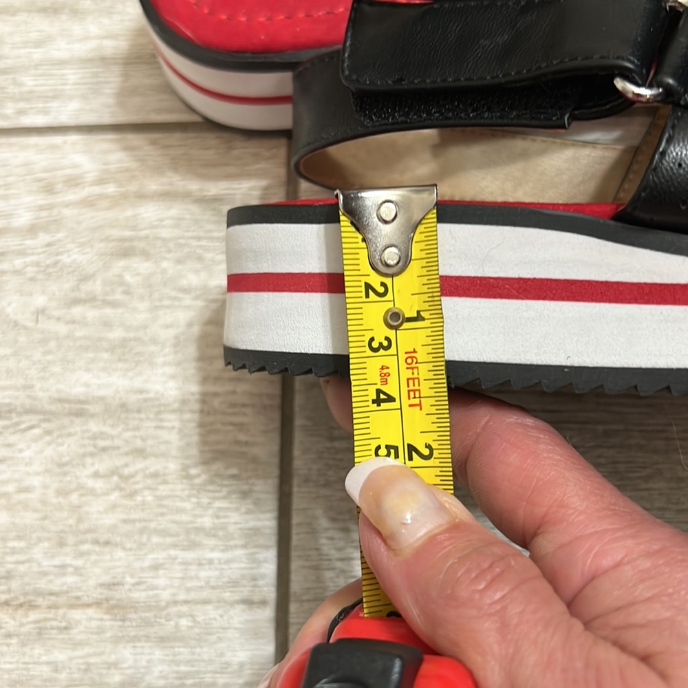 Adrienne Vittadini Sport Red & Black Sandals-8M - Picture 10 of 10